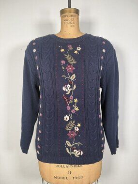 Vintage Northern Reflections Embroidered Flowers Sweater